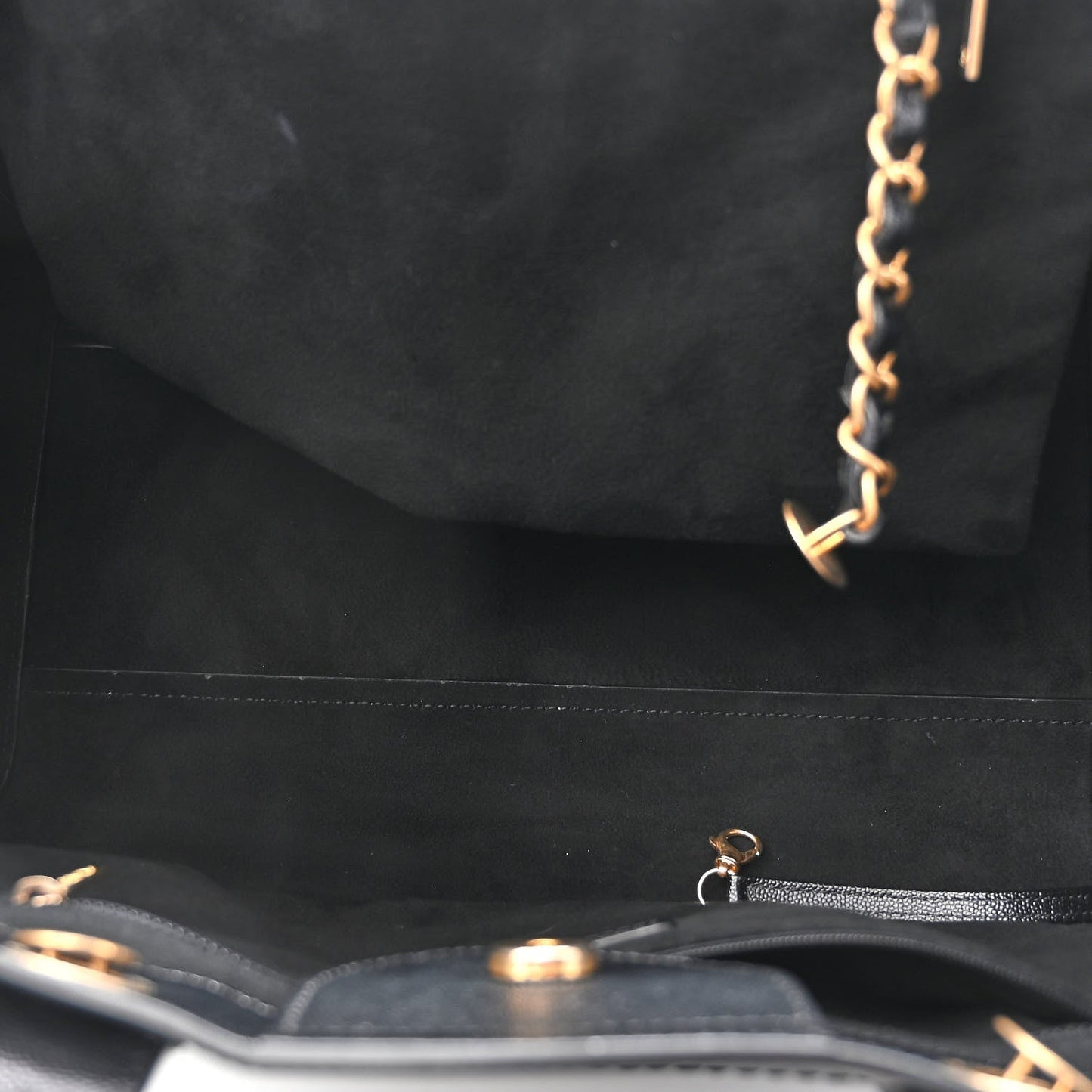 cc Caviar Medium Studded Deauville Tote Black