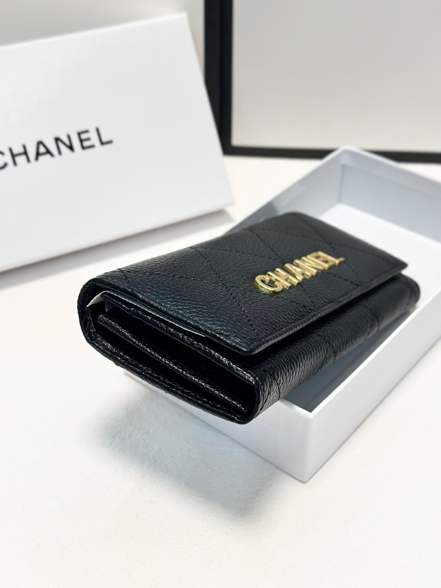 Cc new arrival leather wallet 002 size: 19*10 cm