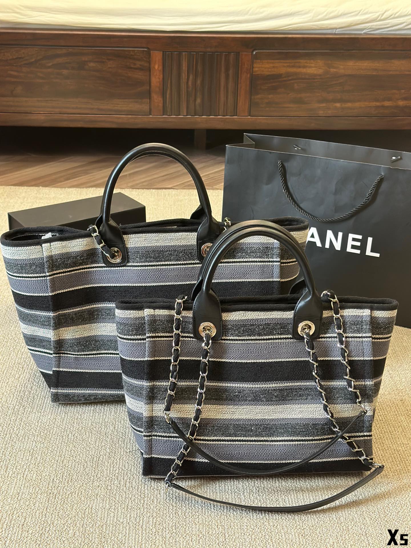 cc new arrival tote bag